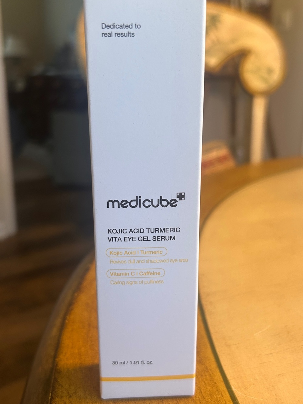 Kojic Acid Turmeric Vita Eye Gel Serum - White & Yellow